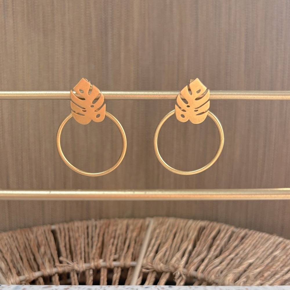 Madewell Palmleaf Hoop Earrings - Picture 3 of 4